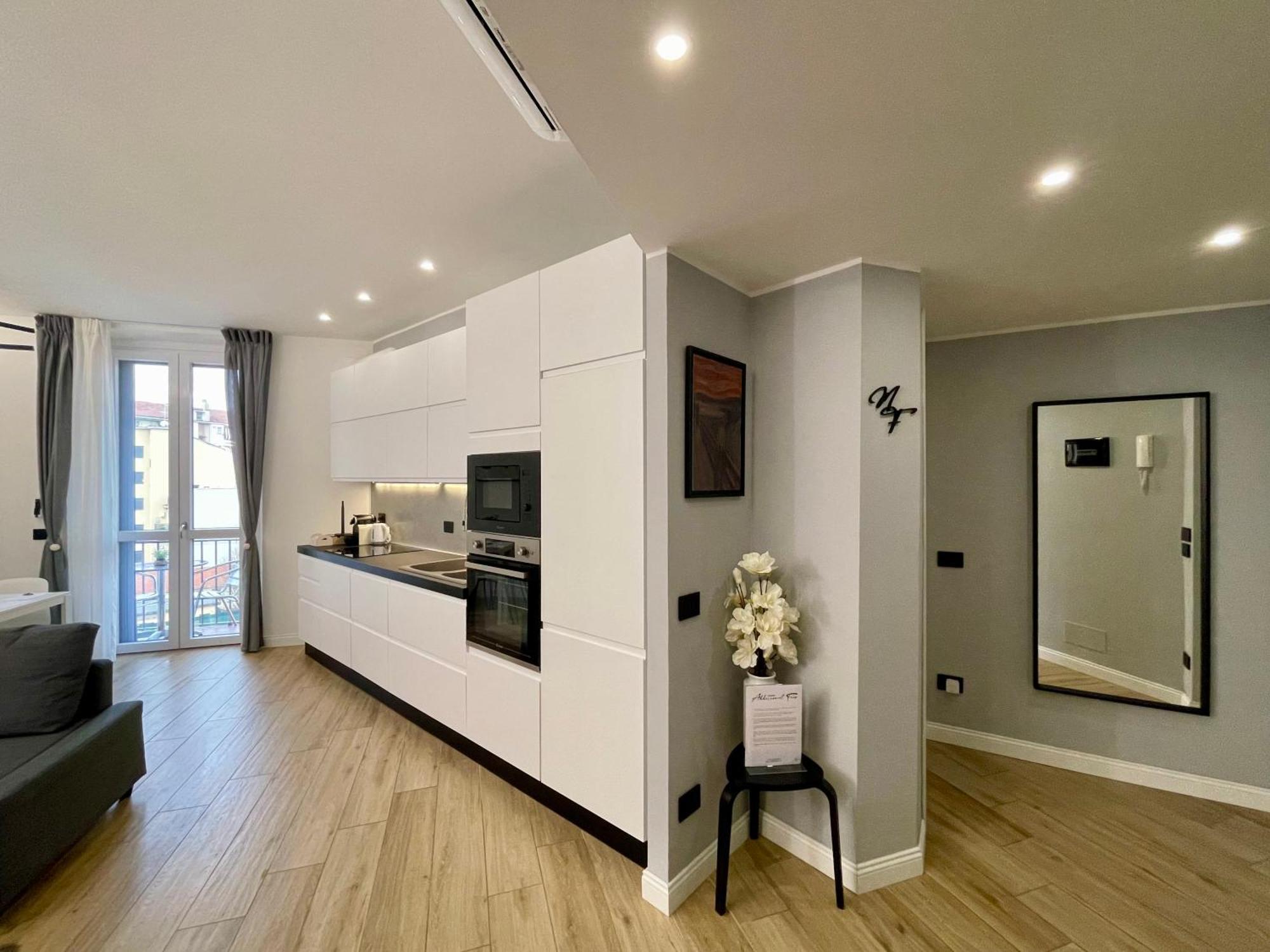 Luxury Downtown - Milan Mf Apartments Exteriör bild